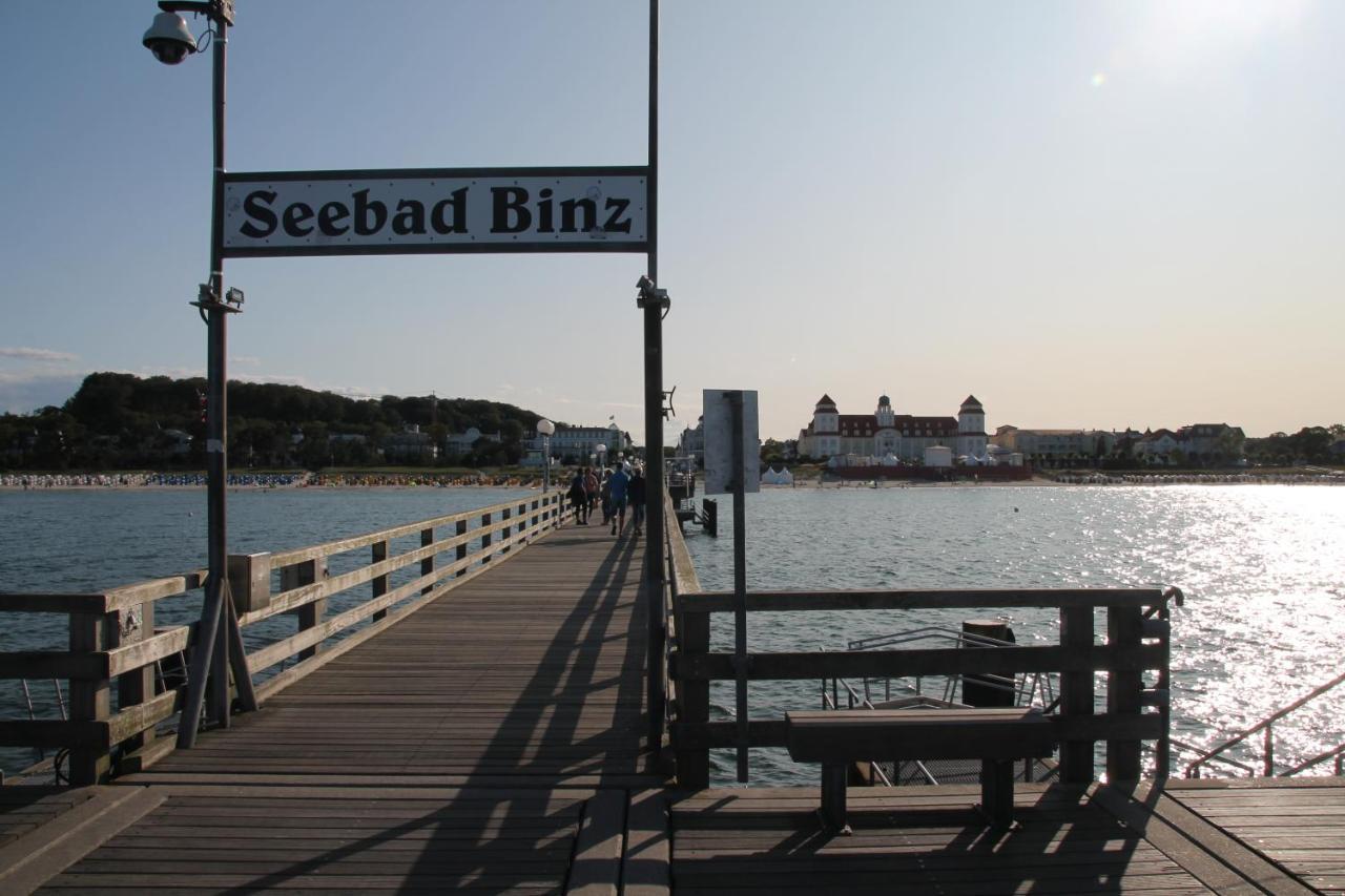 Bruchbude Mit Meerblick Binz Bagian luar foto