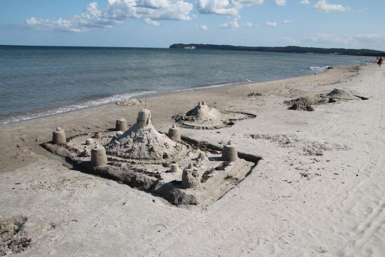 Bruchbude Mit Meerblick Binz Bagian luar foto